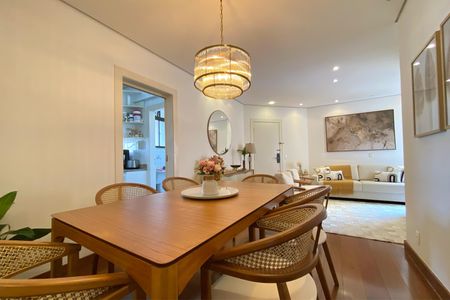 Apartamento à venda com 95m², 3 quartos e 2 vagas Apartamento à venda com 95m², 3 quartos e 2 vagasSala