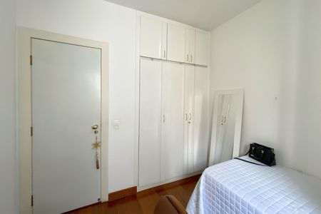 Apartamento à venda com 95m², 3 quartos e 2 vagas Apartamento à venda com 95m², 3 quartos e 2 vagasQuarto 2