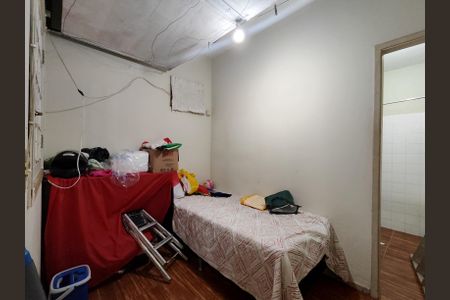 Casa à venda com 180m², 3 quartos e 2 vagasQuarto de Serviço
