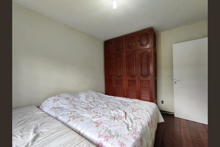 Casa à venda com 180m², 3 quartos e 2 vagasQuarto 2