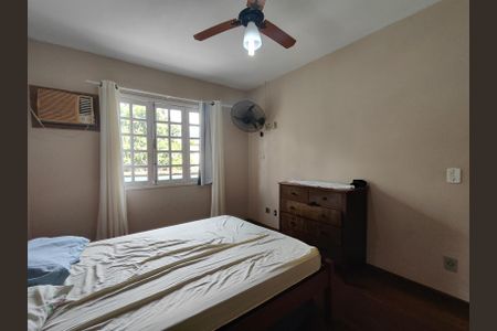 Casa à venda com 180m², 3 quartos e 2 vagasQuarto 1