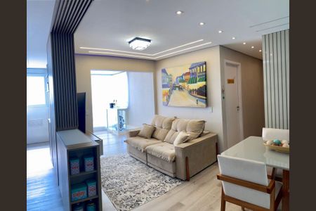 Apartamento à venda com 66m², 2 quartos e 2 vagasSala