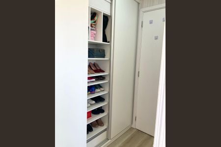 Apartamento à venda com 66m², 2 quartos e 2 vagasQuarto 1