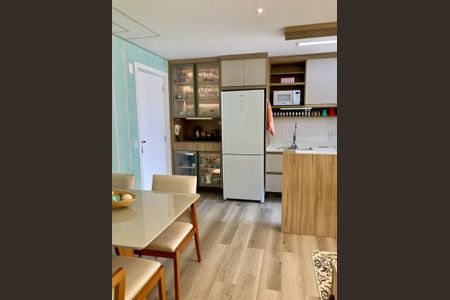 Apartamento à venda com 66m², 2 quartos e 2 vagasSala