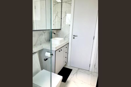 Apartamento à venda com 66m², 2 quartos e 2 vagasBanheiro 1
