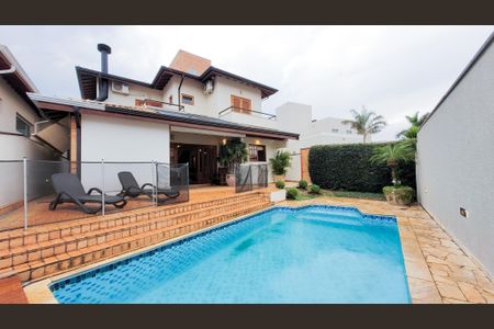 Casa de condomínio à venda com 250m², 3 quartos e 2 vagasPiscina