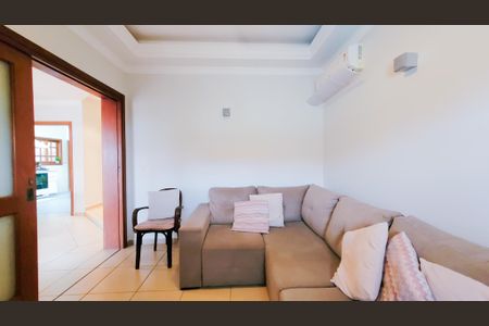 Casa de condomínio à venda com 250m², 3 quartos e 2 vagasSala de Tv