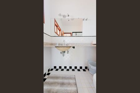 Casa de condomínio à venda com 250m², 3 quartos e 2 vagasBanheiro da Suíte 2