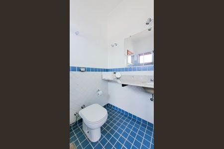 Casa de condomínio à venda com 250m², 3 quartos e 2 vagasBanheiro da Suíte 1