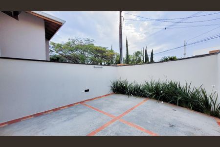 Casa de condomínio à venda com 250m², 3 quartos e 2 vagasÁrea externa