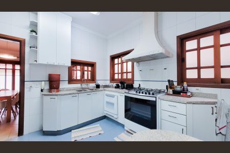 Casa de condomínio à venda com 250m², 3 quartos e 2 vagasCozinha