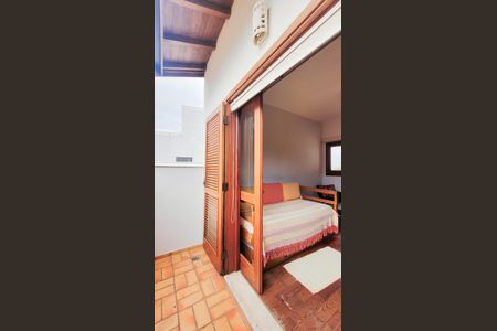 Casa de condomínio à venda com 250m², 3 quartos e 2 vagasVaranda da Suíte 2