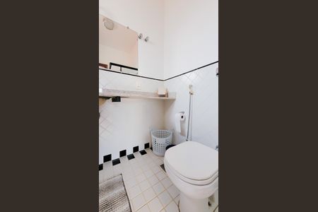 Casa de condomínio à venda com 250m², 3 quartos e 2 vagasBanheiro da Suíte 2