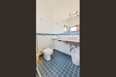 Casa de condomínio à venda com 250m², 3 quartos e 2 vagasBanheiro da Suíte 1