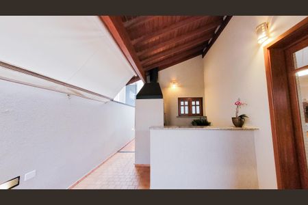 Casa de condomínio à venda com 250m², 3 quartos e 2 vagasÁrea gourmet