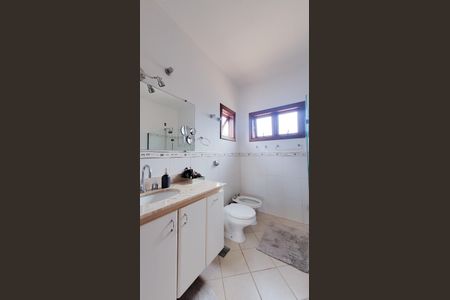 Casa de condomínio à venda com 250m², 3 quartos e 2 vagasBanheiro da Suíte Master