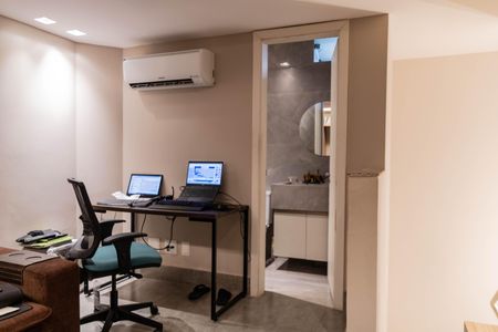 Sala 2 de apartamento à venda com 3 quartos, 190m² em Buritis, Belo Horizonte