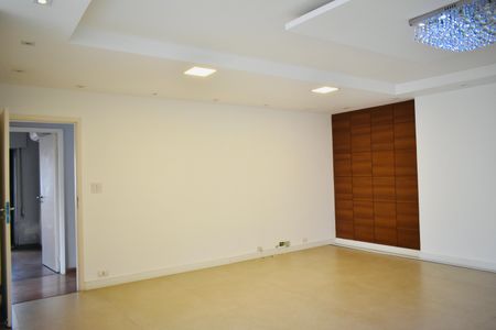 Apartamento à venda com 180m², 3 quartos e 1 vaga Apartamento à venda com 180m², 3 quartos e 1 vagaSala