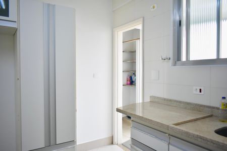 Apartamento à venda com 180m², 3 quartos e 1 vaga Apartamento à venda com 180m², 3 quartos e 1 vagaCozinha