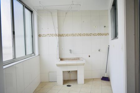 Apartamento à venda com 180m², 3 quartos e 1 vaga Apartamento à venda com 180m², 3 quartos e 1 vagaÁrea de Serviço