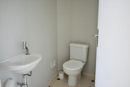 Apartamento à venda com 180m², 3 quartos e 1 vaga Apartamento à venda com 180m², 3 quartos e 1 vagaBanheiro de Serviço
