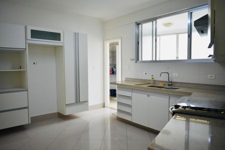 Apartamento à venda com 180m², 3 quartos e 1 vaga Apartamento à venda com 180m², 3 quartos e 1 vagaCozinha