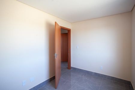 Apartamento à venda com 99m², 3 quartos e 2 vagasSuíte