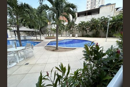 Apartamento à venda com 165m², 3 quartos e 2 vagasÁrea comum - Piscina