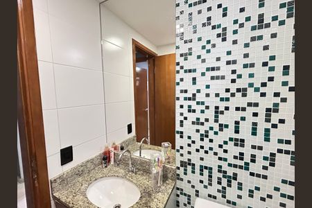 Apartamento à venda com 165m², 3 quartos e 2 vagasBanheiro Social