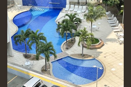 Apartamento à venda com 165m², 3 quartos e 2 vagasÁrea comum - Piscina