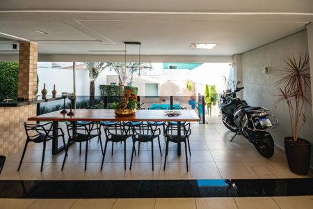 Casa à venda com 435m², 3 quartos e 3 vagasÁrea Externa