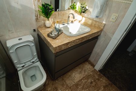 Casa à venda com 435m², 3 quartos e 3 vagasBanheiro Social