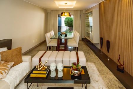 Casa à venda com 3 quartos, 435m² em Castelo, Belo Horizonte
