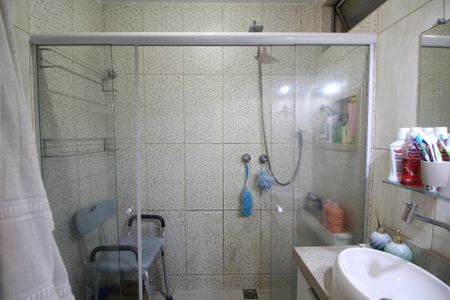 Apartamento à venda com 99m², 4 quartos e 1 vagaQuarto 3 - Suíte Banheiro