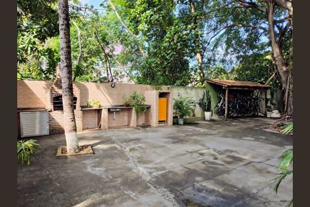 Apartamento à venda com 99m², 4 quartos e 1 vagaÁrea Comum - Churrasqueira