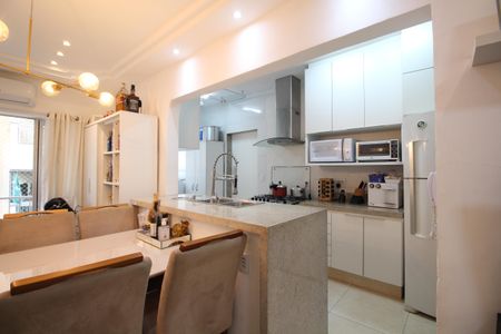 Apartamento à venda com 99m², 4 quartos e 1 vagaCozinha
