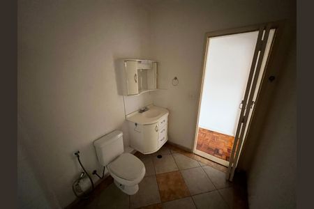 Casa à venda com 150m², 3 quartos e 1 vagaBanheiro da Suíte 2