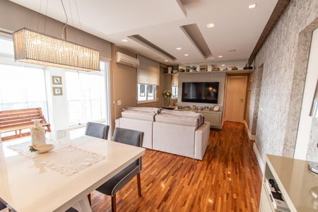 Apartamento à venda com 128m², 3 quartos e 2 vagasSala