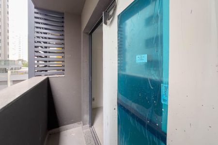 Studio à venda com 29m², 1 quarto e sem vaga Studio à venda com 29m², 1 quarto e sem vagaVaranda