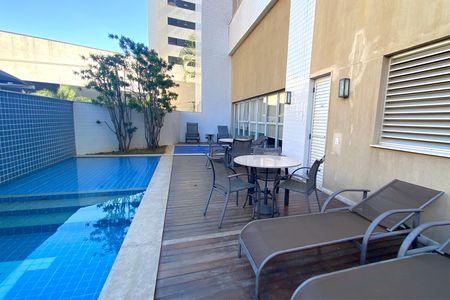Apartamento à venda com 88m², 3 quartos e 2 vagas Apartamento à venda com 88m², 3 quartos e 2 vagasÁrea comum - Piscina