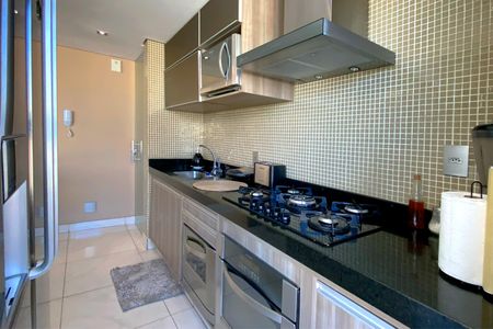Apartamento à venda com 88m², 3 quartos e 2 vagas Apartamento à venda com 88m², 3 quartos e 2 vagasCozinha