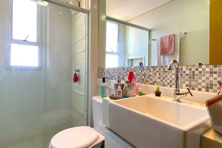 Apartamento à venda com 88m², 3 quartos e 2 vagas Apartamento à venda com 88m², 3 quartos e 2 vagasBanheiro da Suíte