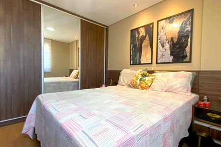 Apartamento à venda com 88m², 3 quartos e 2 vagas Apartamento à venda com 88m², 3 quartos e 2 vagasSuite