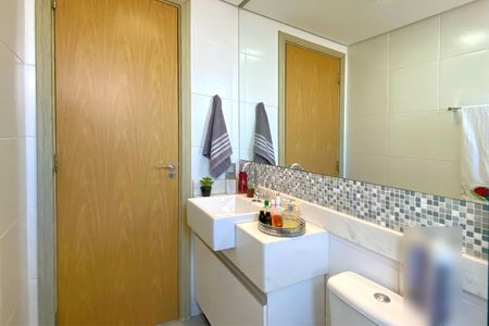 Apartamento à venda com 88m², 3 quartos e 2 vagas Apartamento à venda com 88m², 3 quartos e 2 vagasBanheiro