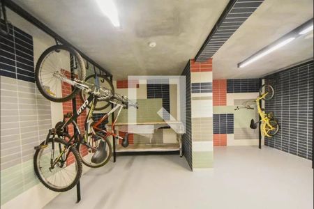 Apartamento à venda com 81m², 2 quartos e 2 vagas Apartamento à venda com 81m², 2 quartos e 2 vagasÁrea comum - bicicletario
