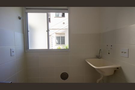 Apartamento à venda com 54m², 2 quartos e 1 vaga Apartamento à venda com 54m², 2 quartos e 1 vagaCozinha e Área de Serviço
