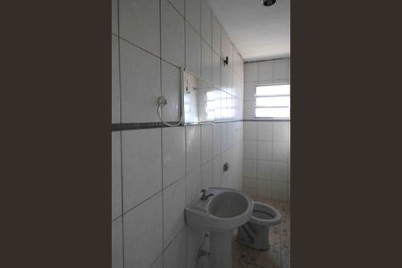 Casa para alugar com 42m², 2 quartos e sem vaga Casa para alugar com 42m², 2 quartos e sem vagaBanheiro