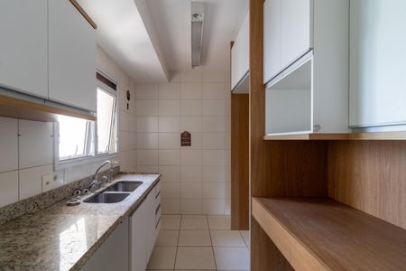 Apartamento à venda com 130m², 4 quartos e 2 vagas Apartamento à venda com 130m², 4 quartos e 2 vagasCozinha
