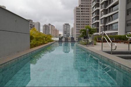 Apartamento à venda com 24m², 1 quarto e sem vagaPiscina