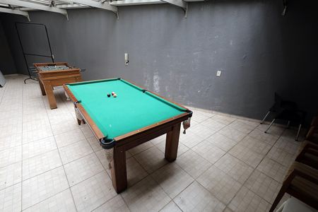 Casa à venda com 278m², 4 quartos e 6 vagas Casa à venda com 278m², 4 quartos e 6 vagasÁrea comum